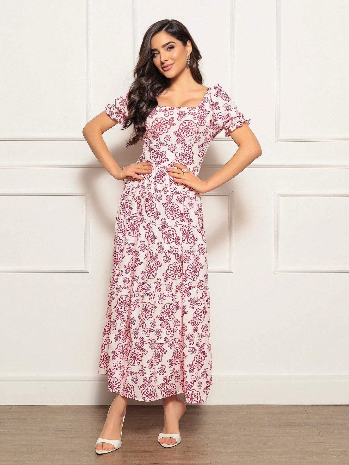 Long printed dress with sleeves