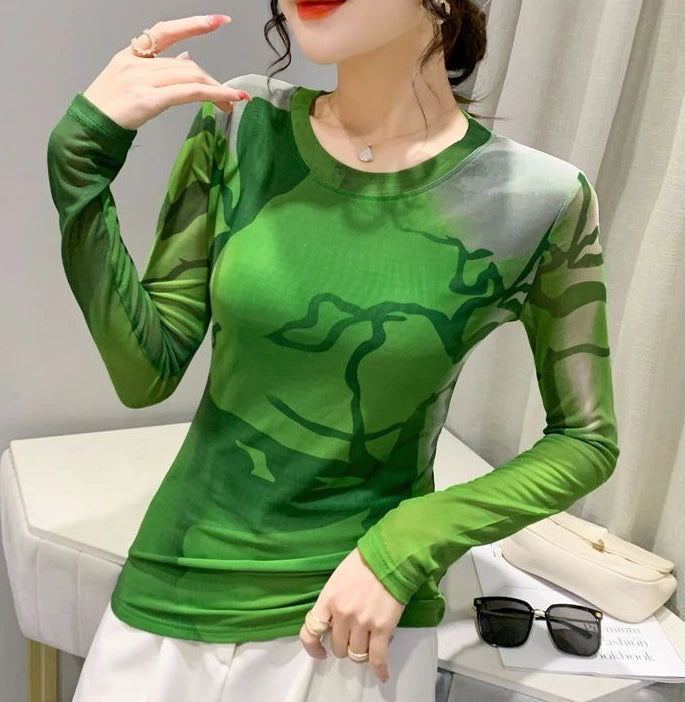 Mesh Graphic Tee - Livellia