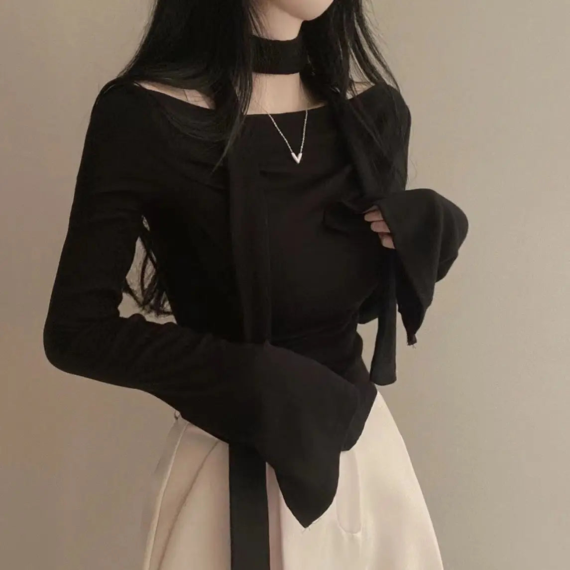 Asymmetric Scarf Pleated Top - Livellia
