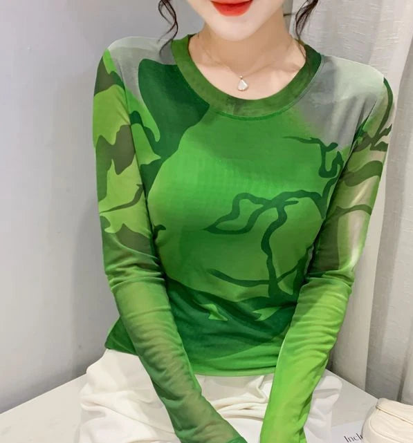 Mesh Graphic Tee - Livellia