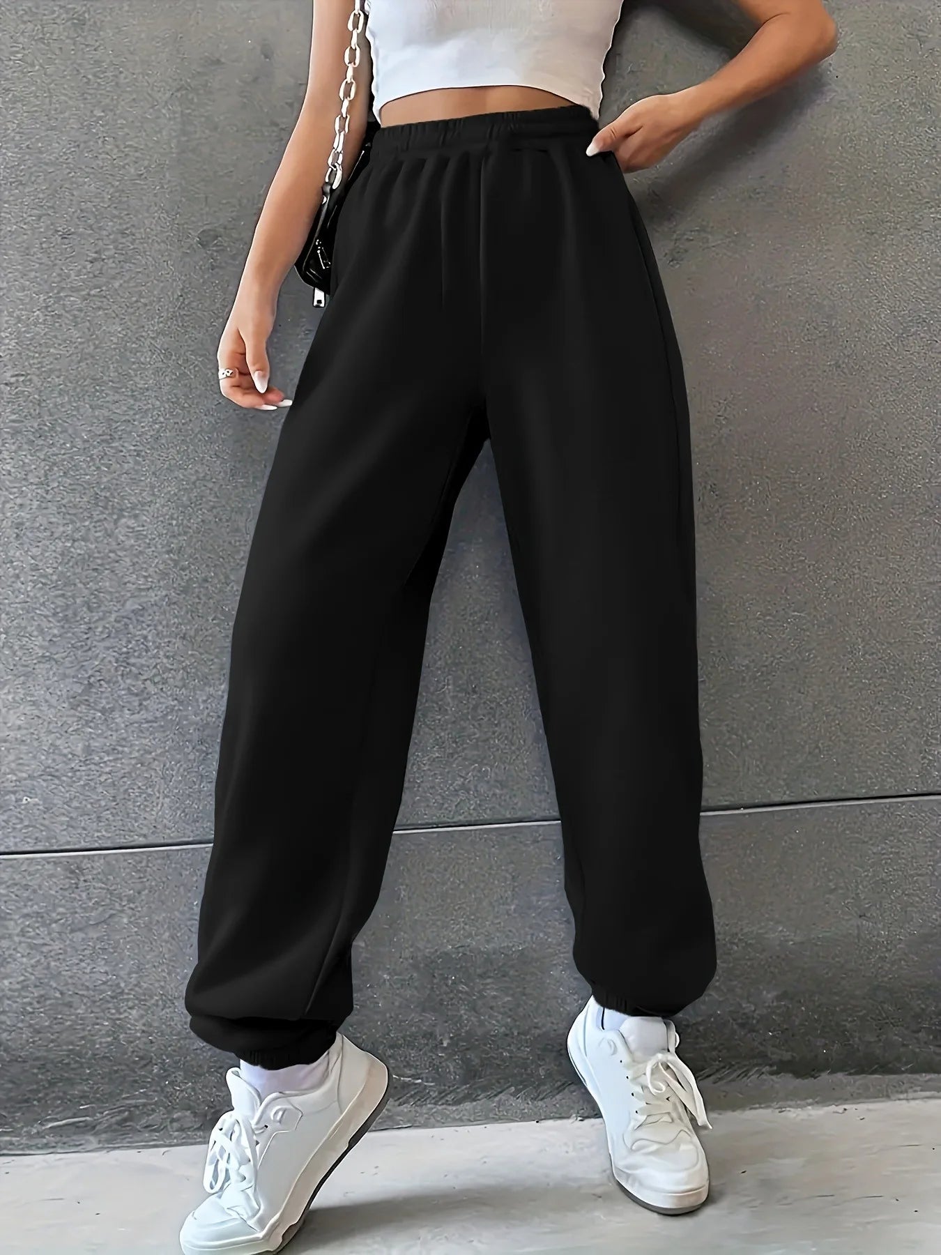 UrbanEase Joggers - Livellia