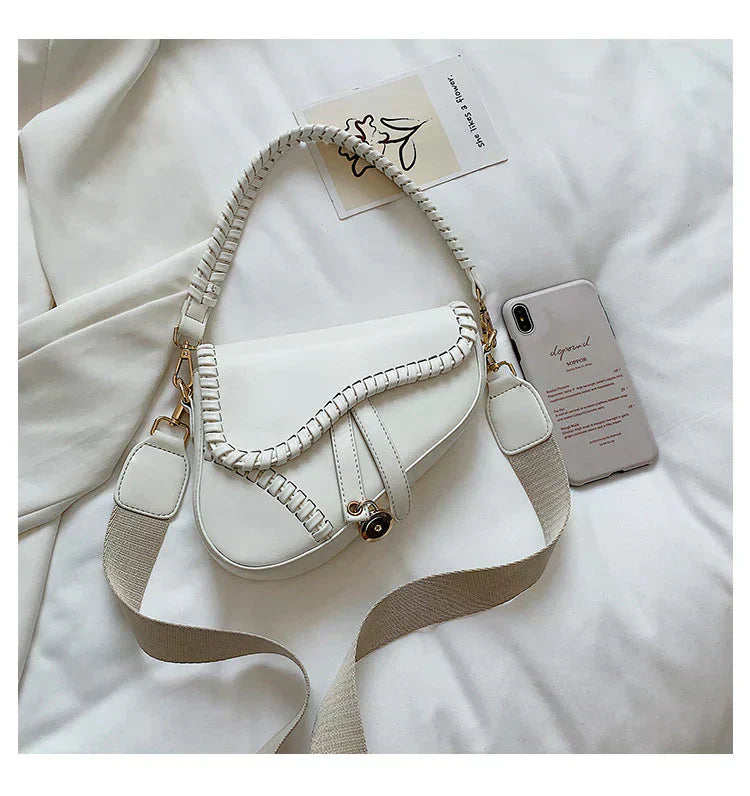 Women’s Bag – Combining Style