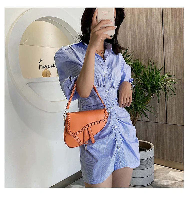 Women’s Bag – Combining Style