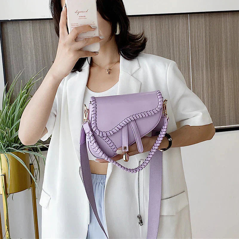 Women’s Bag – Combining Style