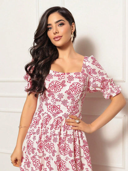 Long printed dress with sleeves
