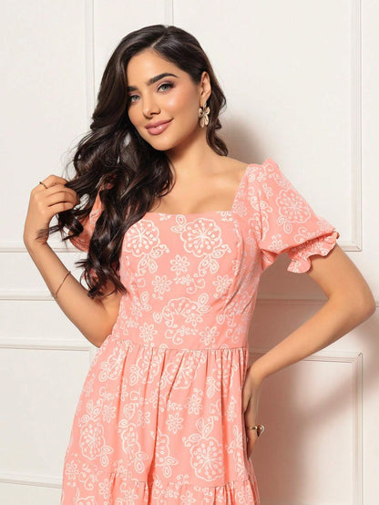 Long printed dress with sleeves