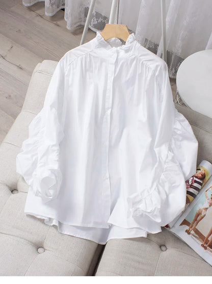 Victorian Ruffle Stand - Livellia