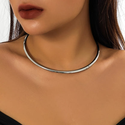 Sculpted Halo Choker - Livellia