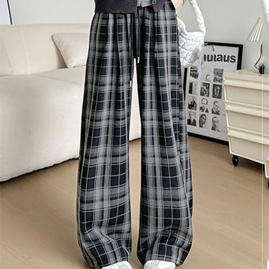 Plaid Chic High-Waist Trousers - Livellia