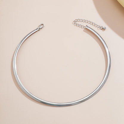 Sculpted Halo Choker - Livellia