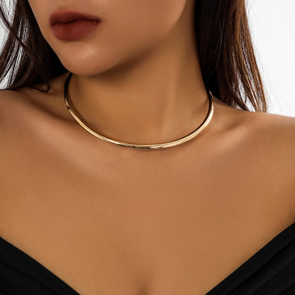 Sculpted Halo Choker - Livellia