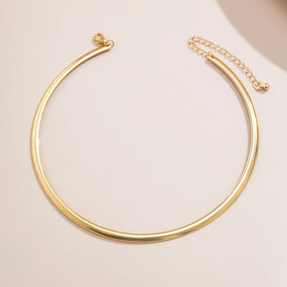 Sculpted Halo Choker - Livellia
