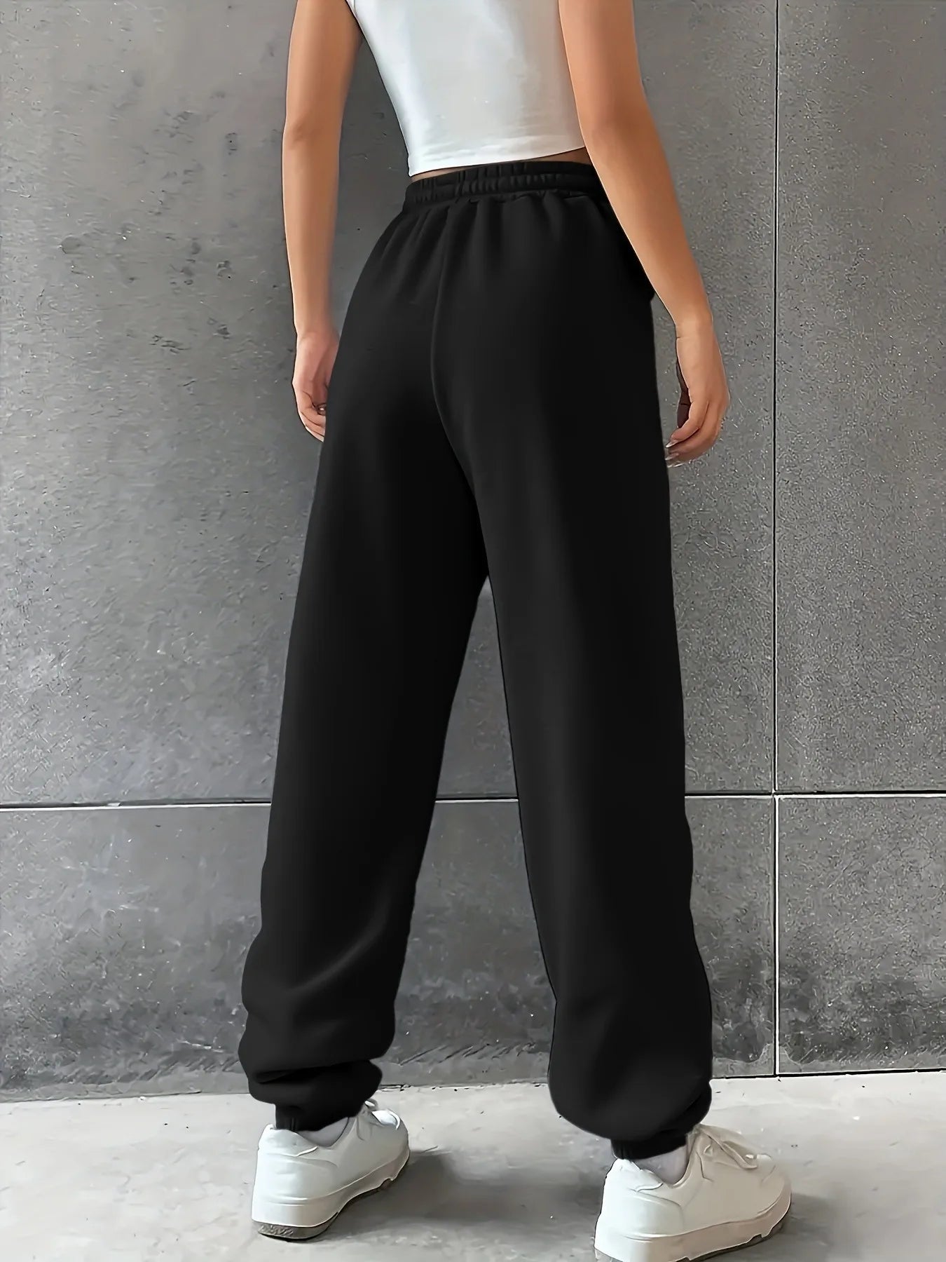 UrbanEase Joggers - Livellia