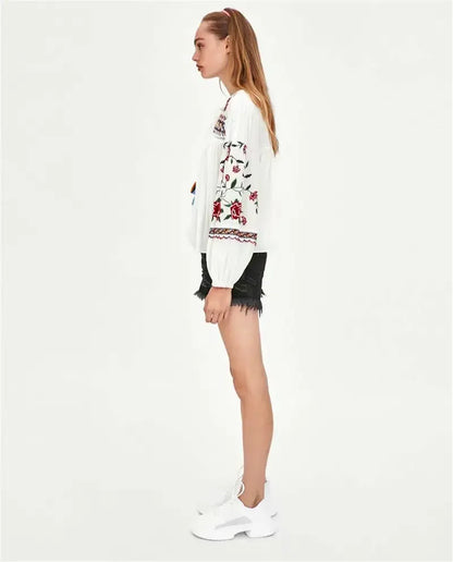 Boho Embroidered Blouse - Livellia