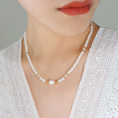 Subtle Bead Necklace - Livellia