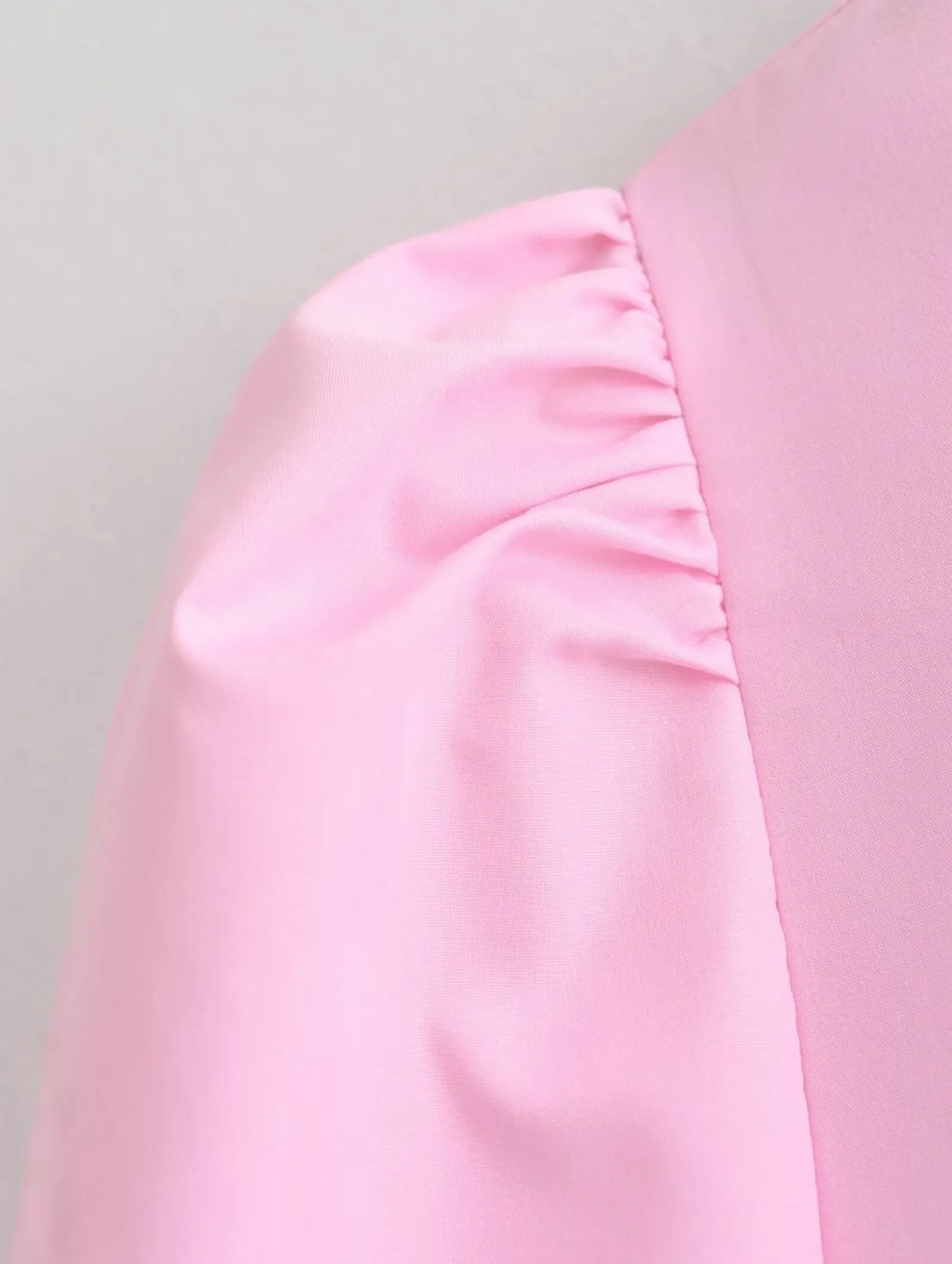 Vintage Puff Sleeve Ruffle Blouse - Livellia