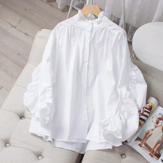 Victorian Ruffle Stand - Livellia