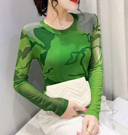 Mesh Graphic Tee - Livellia